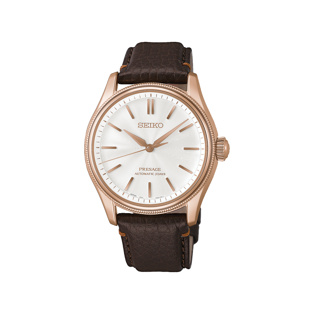 Montre Seiko HCC008J1 sur fond blanc