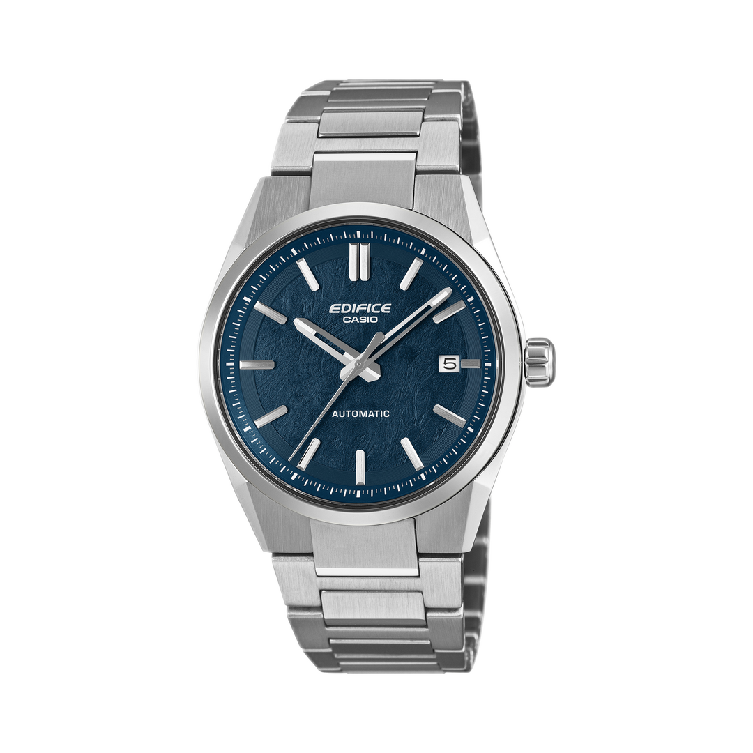 Casio EFK-110D-2AER sur fond blanc