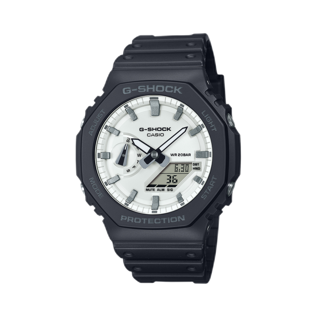 Casio GA-2100WD-1AER sur fond blanc