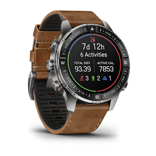 Garmin MARQ Adventurer Gen 3 010-04549-00 – trois quarts gauche